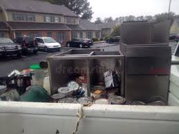 Best Garage Cleanout  in Manistique, MI